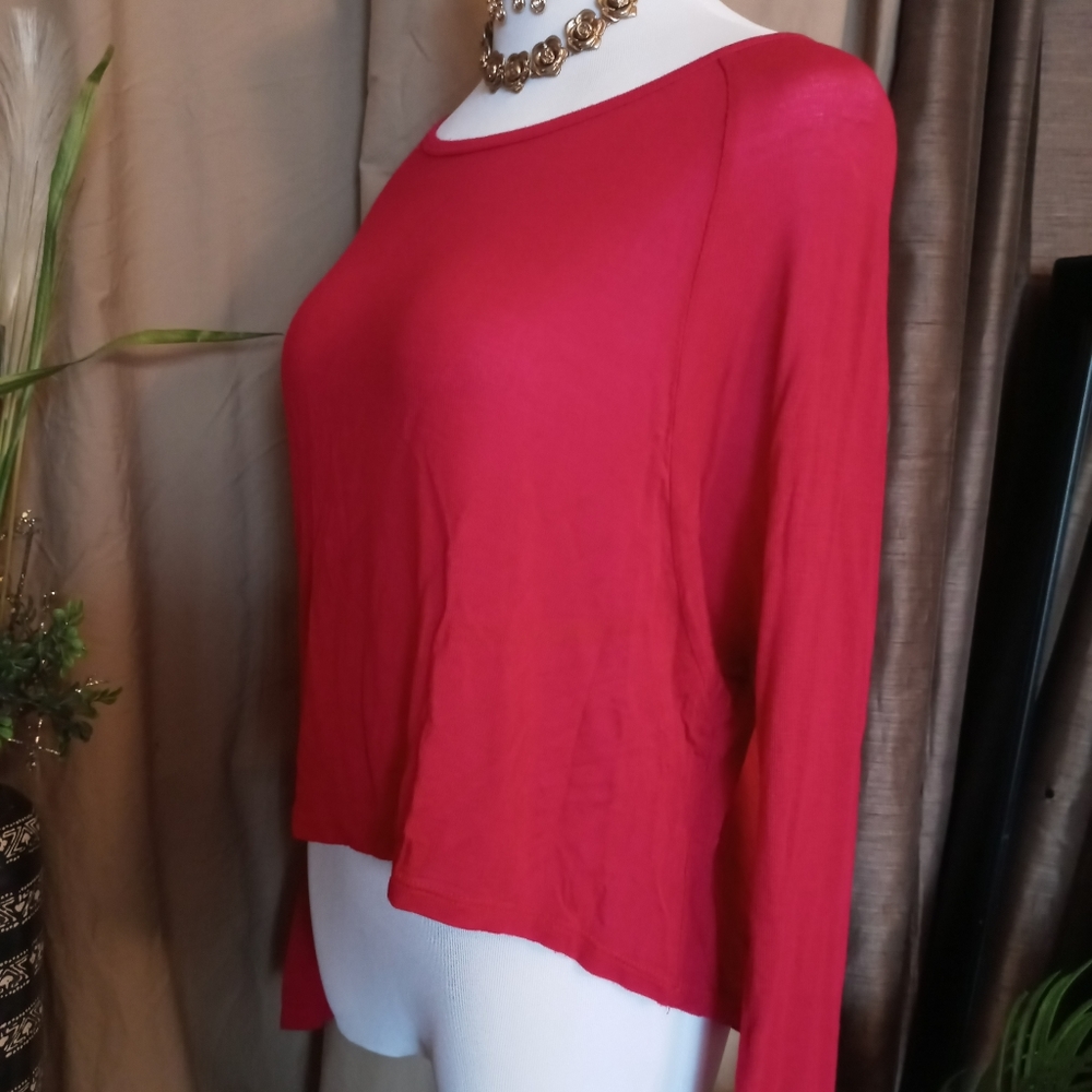 Comfy bright red top